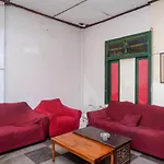 RedDoorz near Plengkung Gading